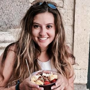 Meet your Posher, Mikhaila